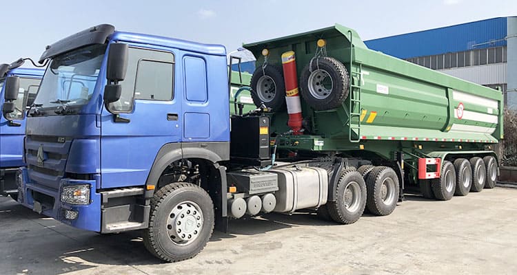 Semi-remorque benne basculante de 50 tonnes à 4 essieux à vendre